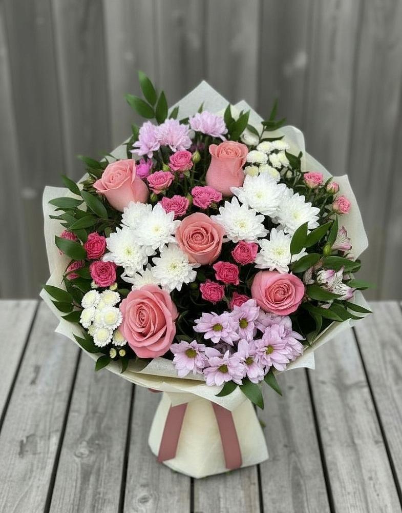 Букет цветов из: Альстромерии, Гвоздики, Розы и Хризантемы в Загорново