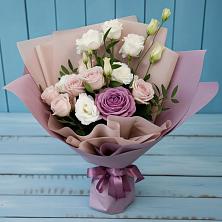 Букет цветов из:  Розы и Лизиантусы в Загорново