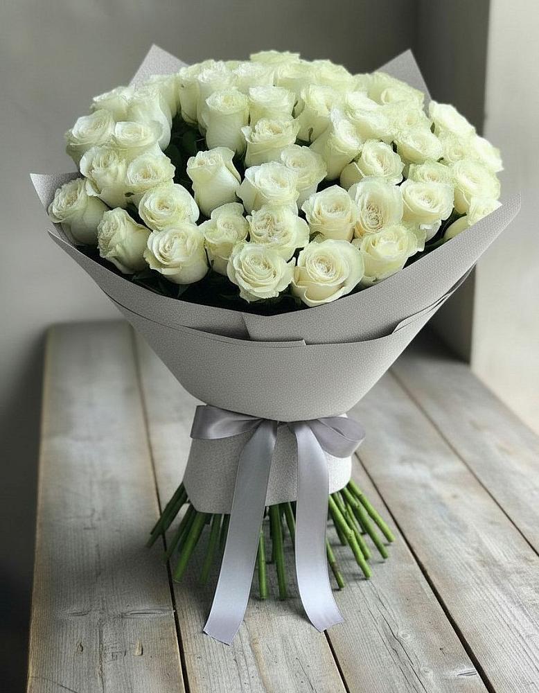 Букет 35 Белых роз в Загорново