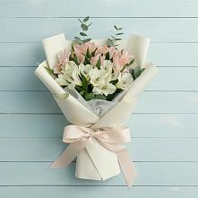 Букет цветов из:  Альстромерии в Загорново
