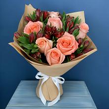 Букет цветов из:  Розы и Альстромерии в Загорново