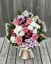 Букет цветов из:  Альстромерии, Гвоздики, Розы и Хризантемы в Загорново