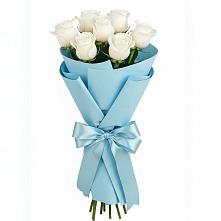 Букет 7 белых роз Проуд в Загорново