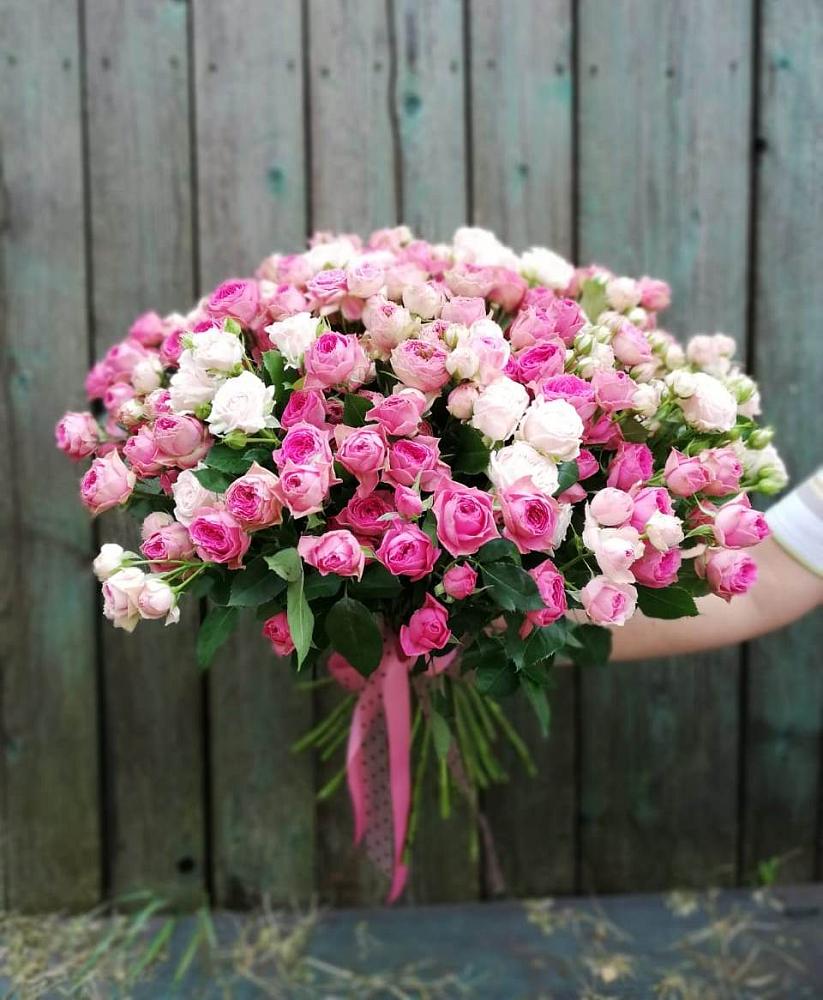 Букет Розовые кустовые розы Натали и Лав Лидия в Загорново