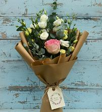 Букет цветов из:  Розы и Лизиантусы #REPLACE_PRED# Загорново