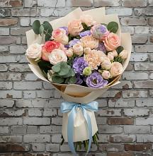 Букет цветов из:  Розы, Лизиантусы и Гвоздики #REPLACE_PRED# Загорново