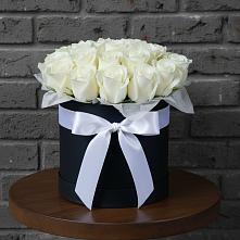 Цветочная композиция из Розы в шляпной коробке в Загорново